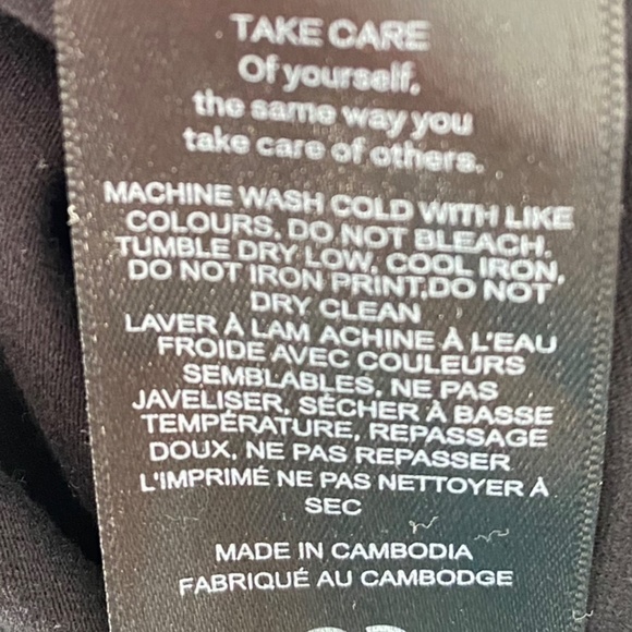 ARITZIA Special Edition Hero’s at Heart Leggings, Small, Black NWOT - Picture 6 of 6